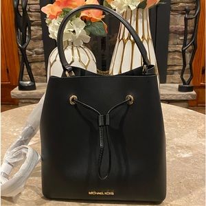 MK large SURI bucket bag